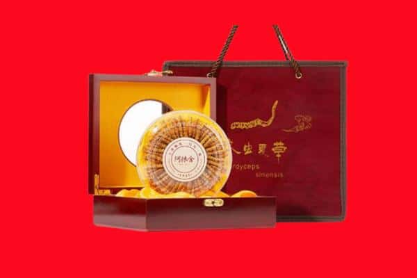 收购资讯:城关区回收冬虫夏草是按克吗